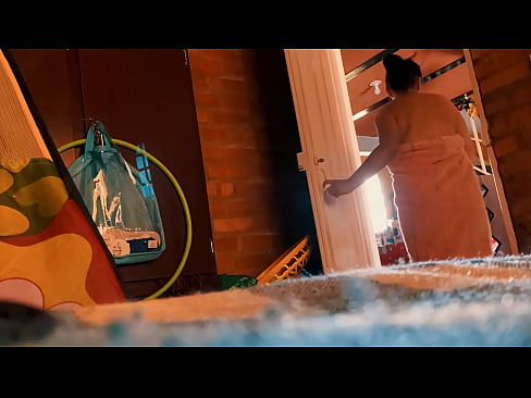 ❤️ Mano dėdė seka paskui mane į dušą, jis dulkina mane, kol aš prausiuosi duše. Seksas prie lt.pornoboden.ru