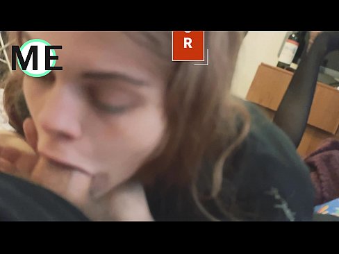 ❤️ Gerklės penis, suplėšytos pėdkelnės ir suplyšę kulniukai malonu susipažinti Seksas prie lt.pornoboden.ru